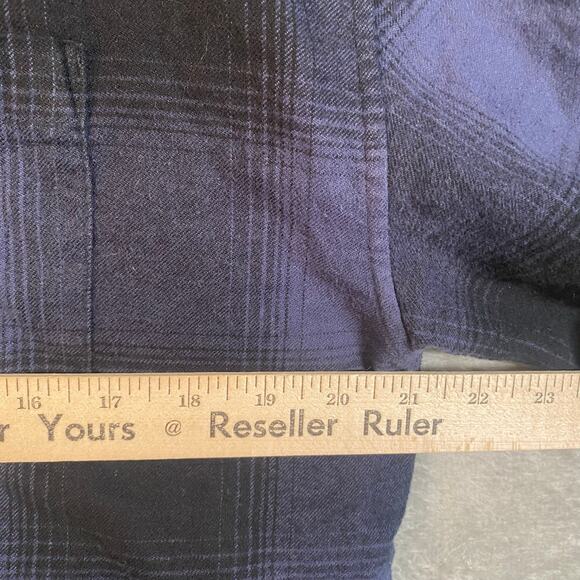 Abercrombie & Fitch Flannel‎ Shirt Medium Button Up Plaid Camp Casual Outdoor - Picture 9 of 13